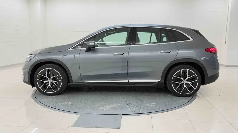 Mercedes-Benz EQE