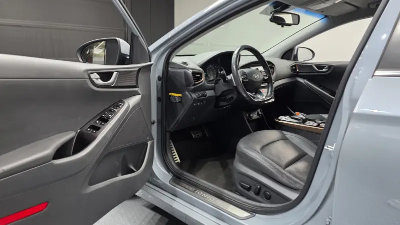 Hyundai Ioniq