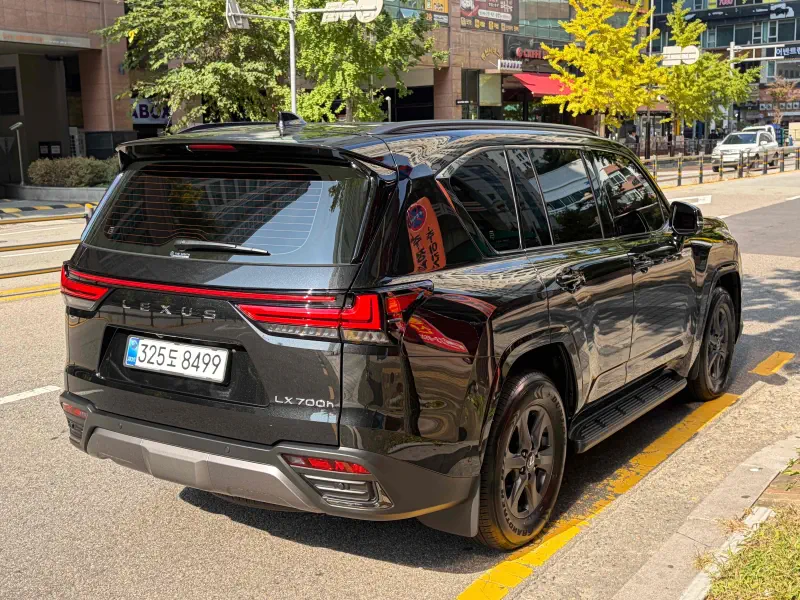 Lexus LX570