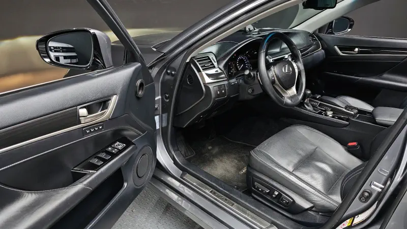 Lexus GS250