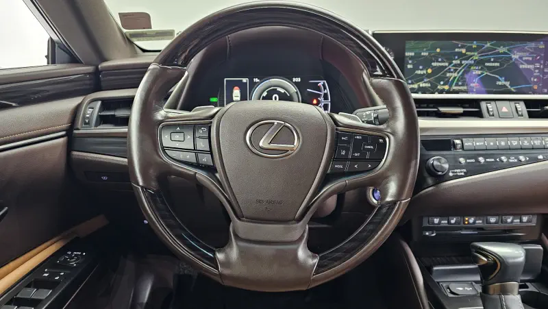 Lexus ES300h