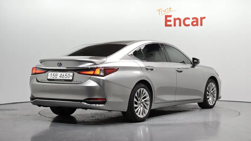 Lexus ES300h