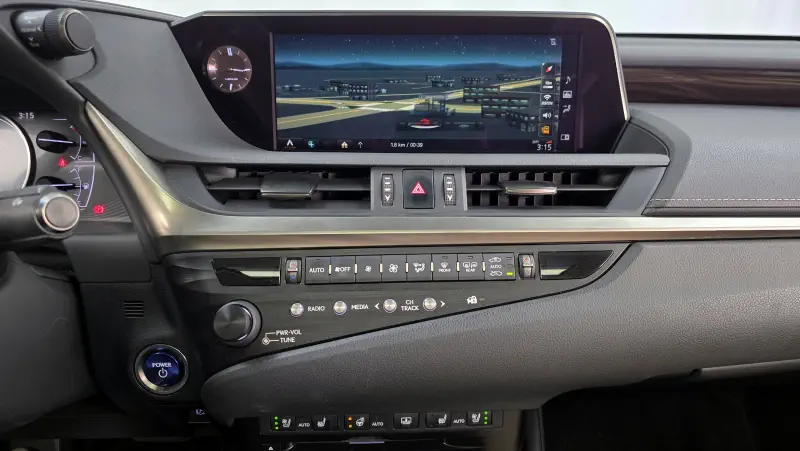 Lexus ES300h