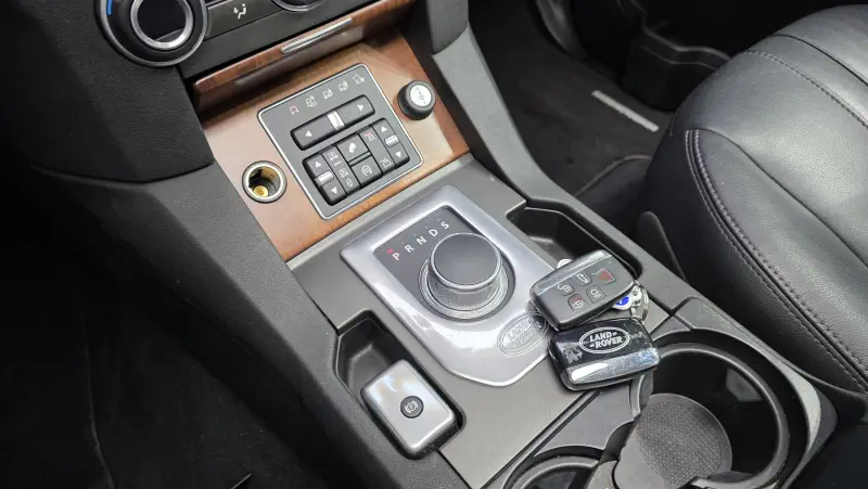 Land Rover DISCOVERY