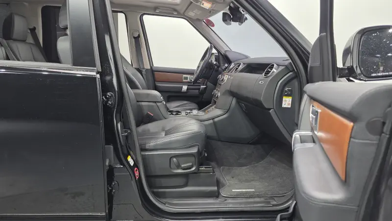 Land Rover DISCOVERY