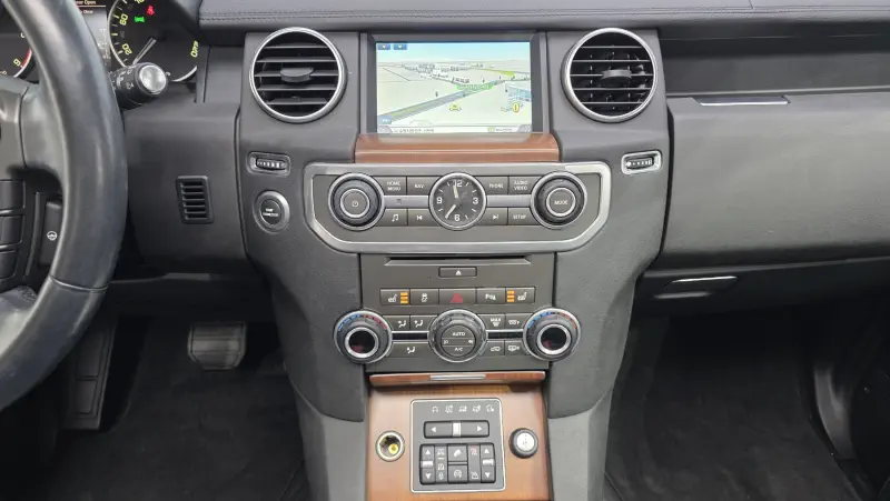 Land Rover DISCOVERY