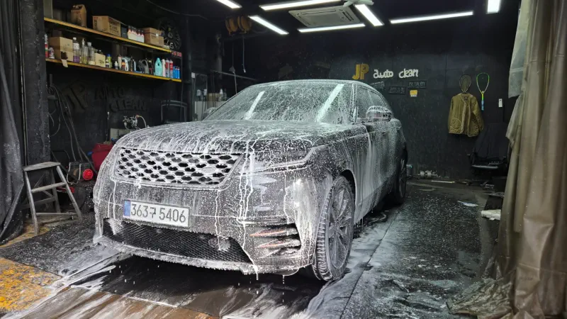 Land Rover RANGE ROVER VELAR