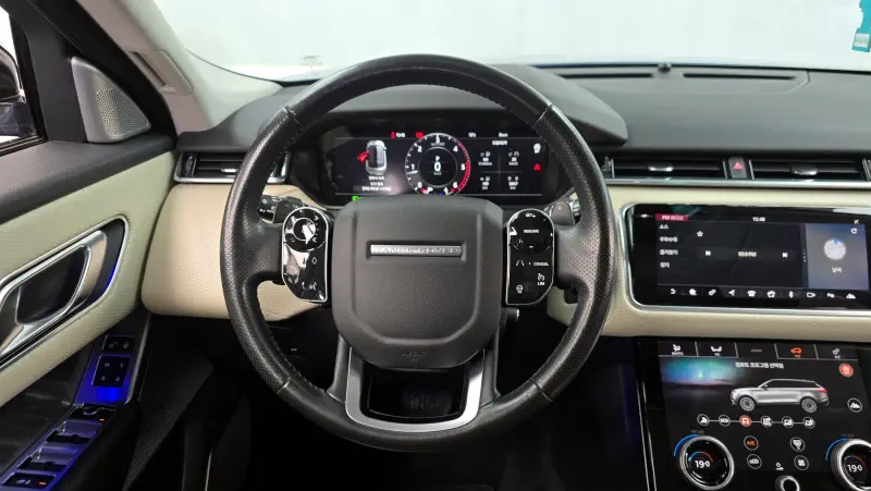 Land Rover RANGE ROVER VELAR