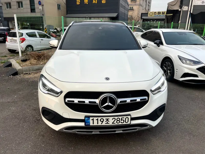 Mercedes-Benz GLA-Class
