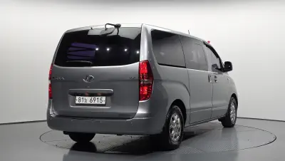 Hyundai Grand Starex