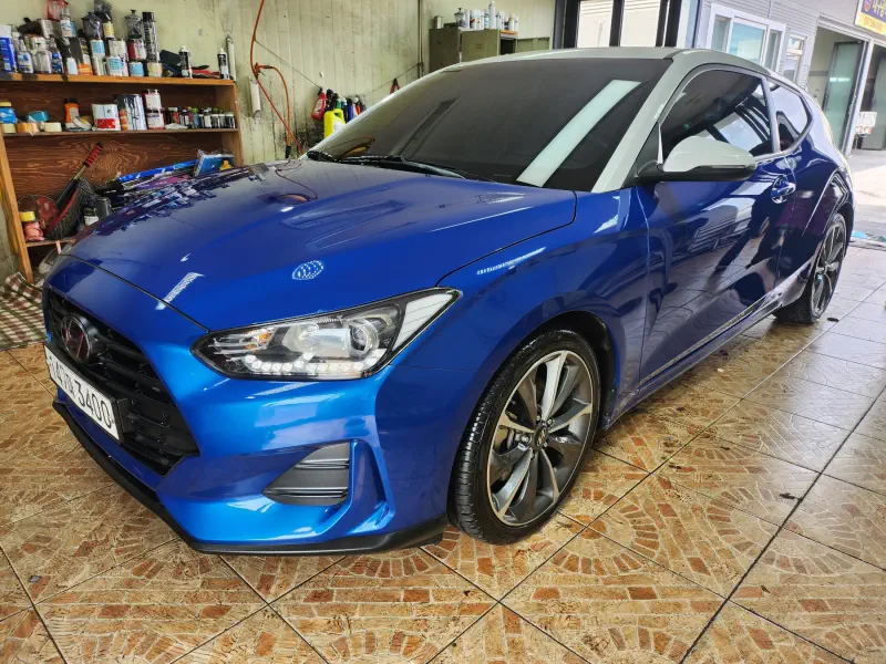 Hyundai Veloster