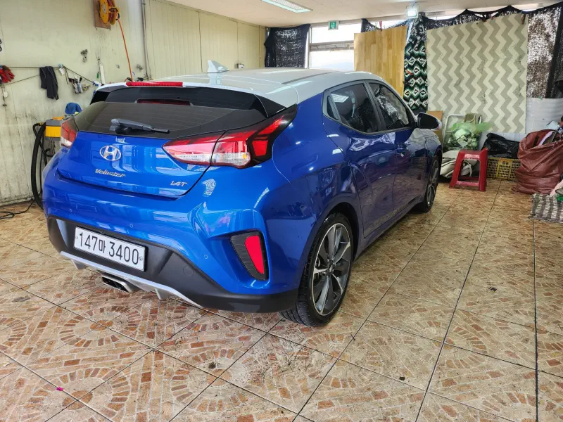 Hyundai Veloster