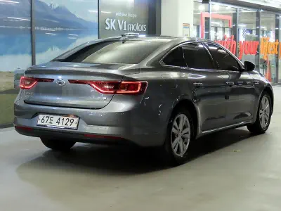 Renault SM6