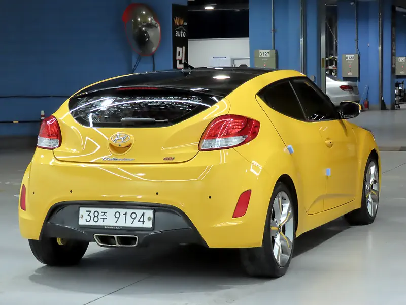 Hyundai Veloster