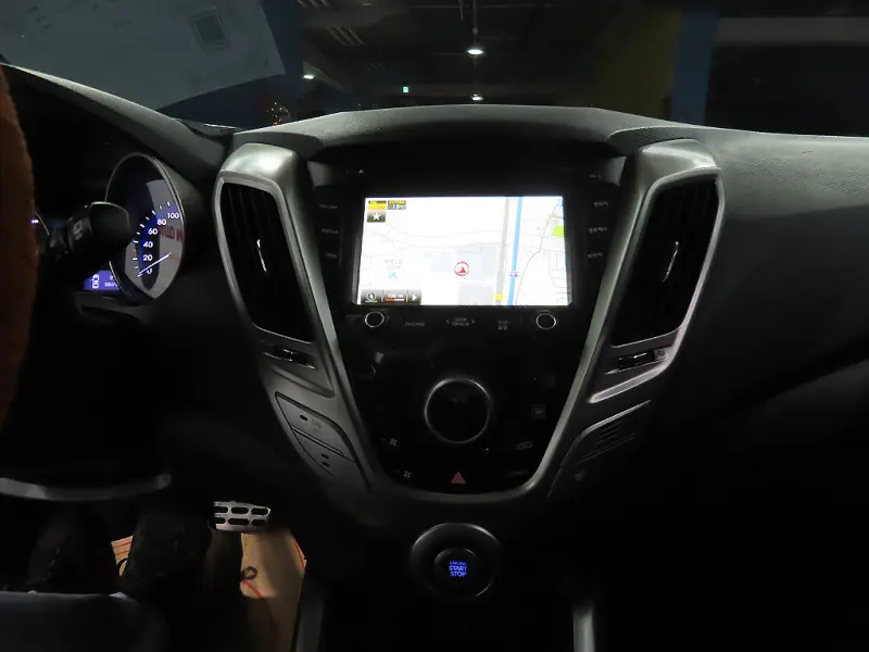 Hyundai Veloster