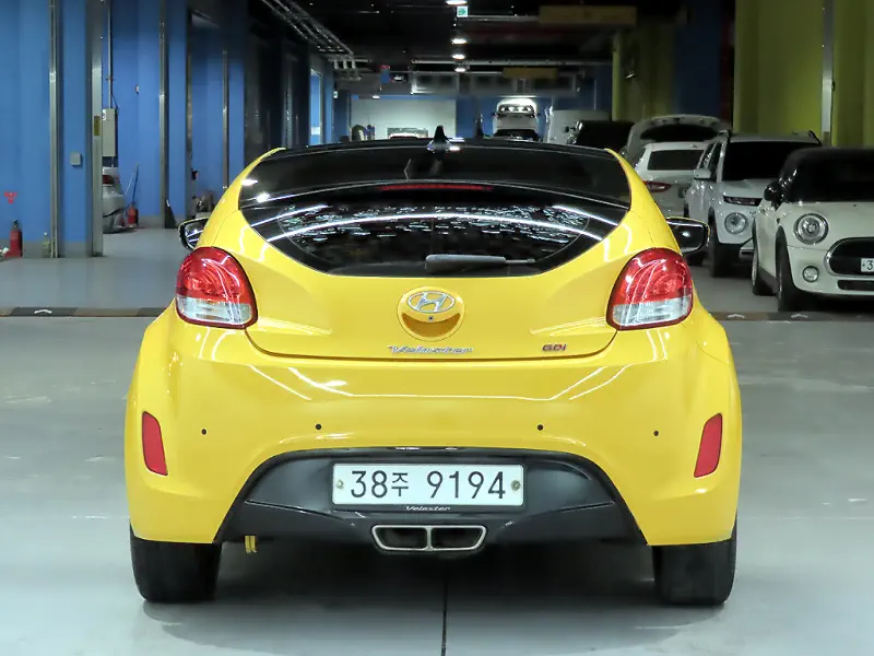 Hyundai Veloster