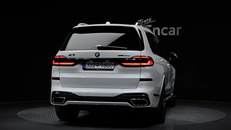 BMW X7