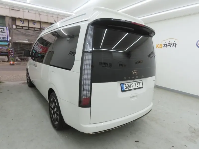Hyundai Staria