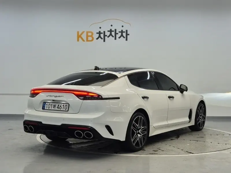 Kia Stinger