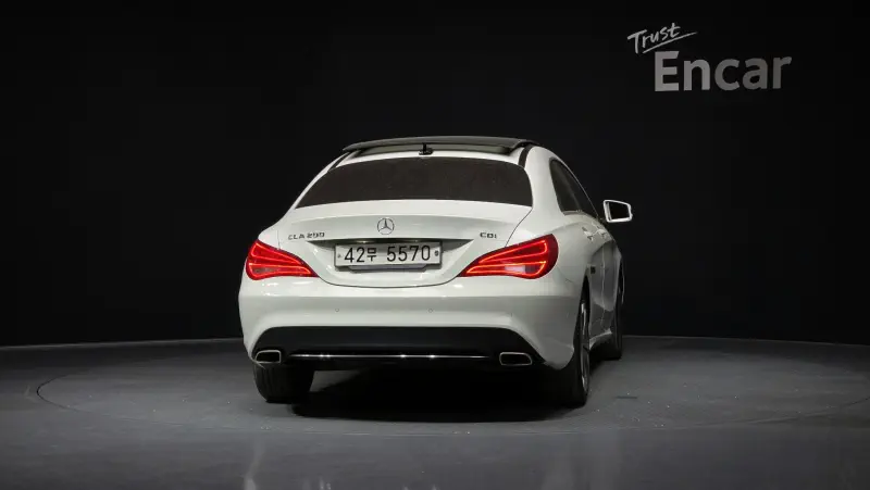 Mercedes-Benz CLA-Class