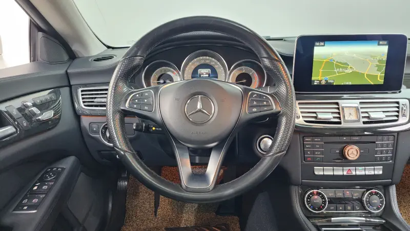 Mercedes-Benz CLS-Class