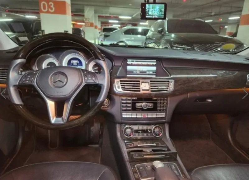 Mercedes-Benz CLS-Class