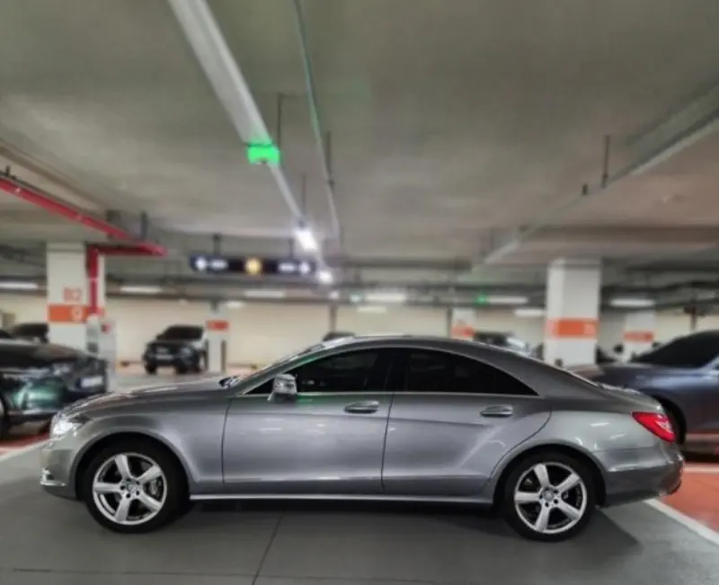 Mercedes-Benz CLS-Class