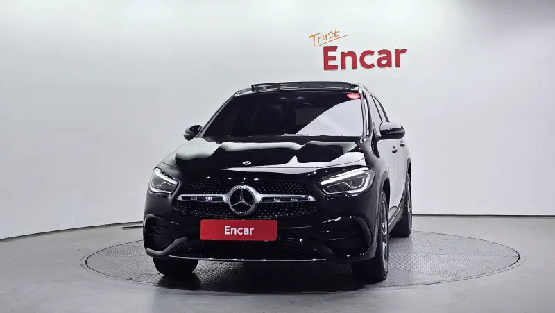 Mercedes-Benz GLA-Class