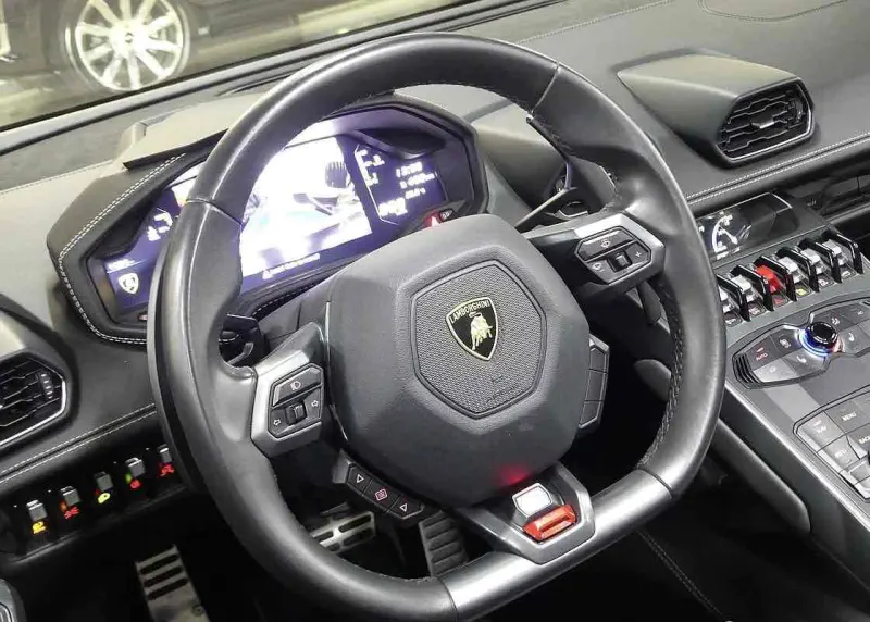 Lamborghini HURACAN