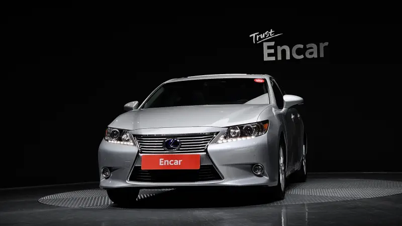 Lexus ES300h