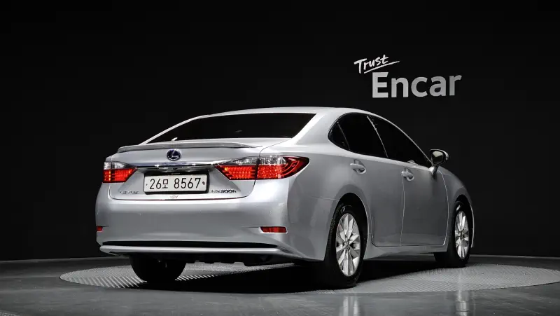 Lexus ES300h