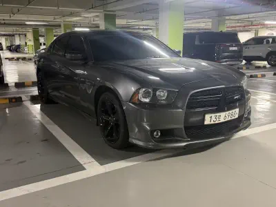 Dodge CHARGER