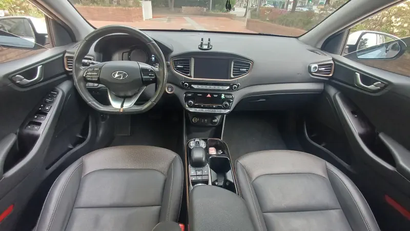 Hyundai Ioniq
