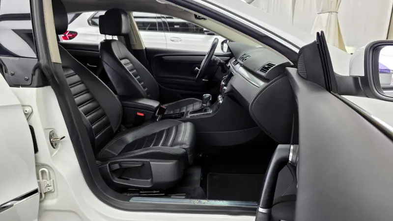 Volkswagen PASSAT CC