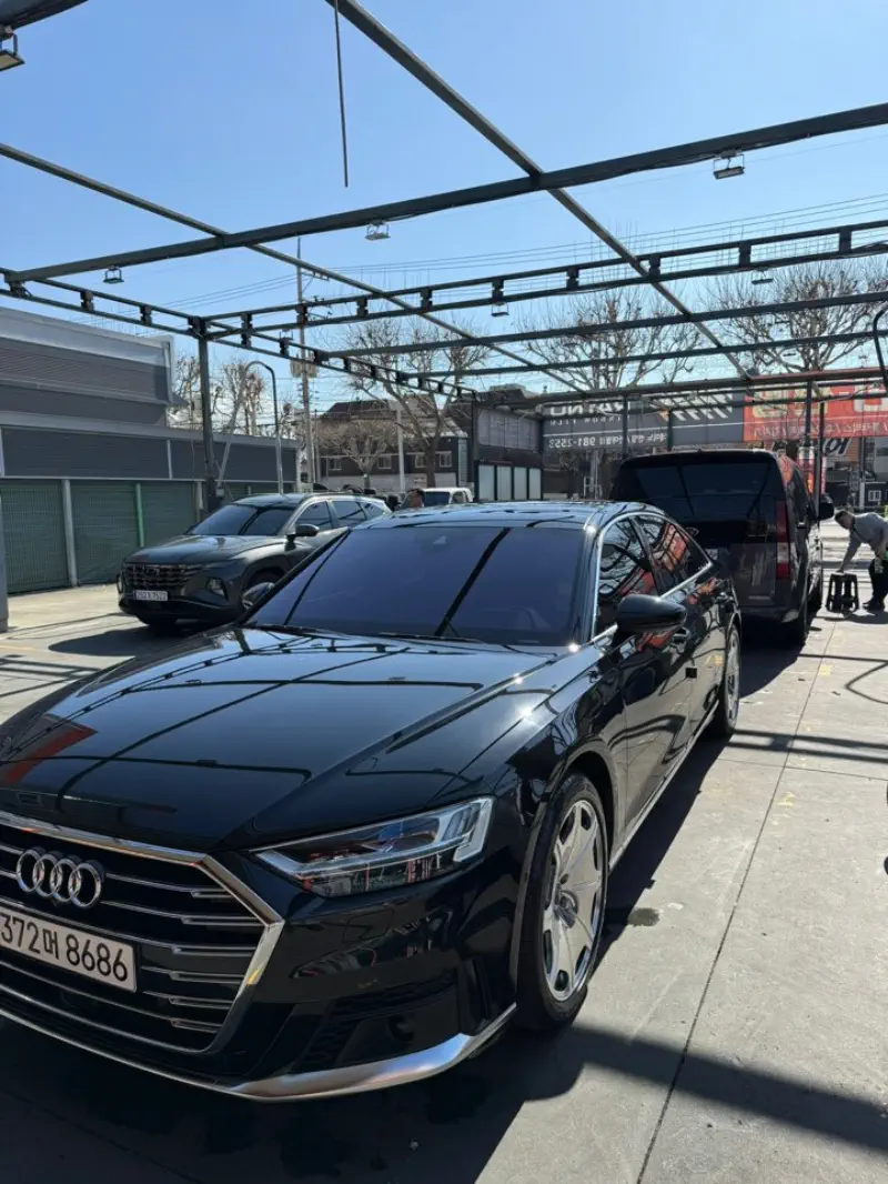 Audi A8