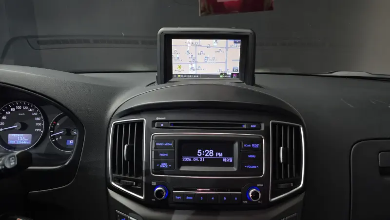 Hyundai Grand Starex