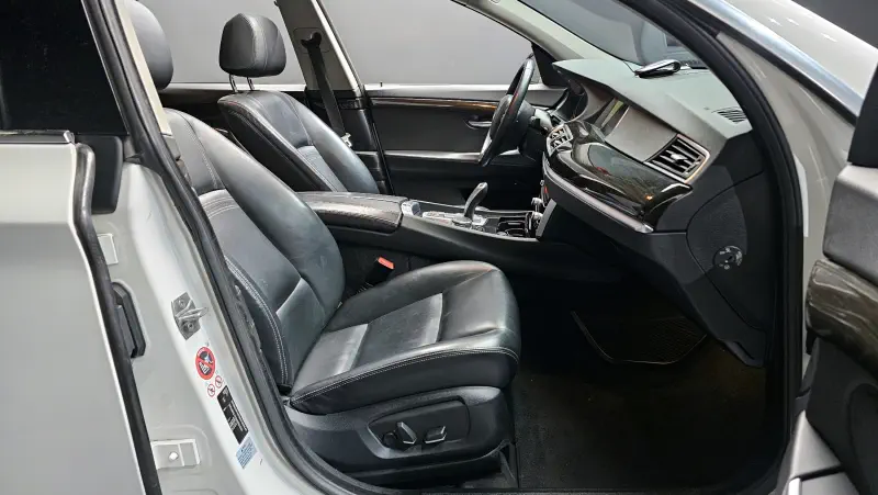 BMW 5-Series Gran Turismo