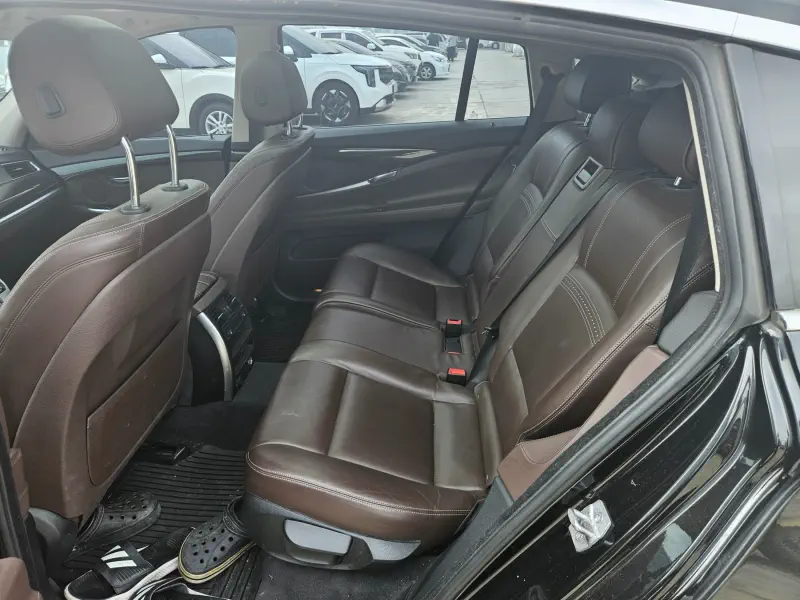 BMW 5-Series Gran Turismo