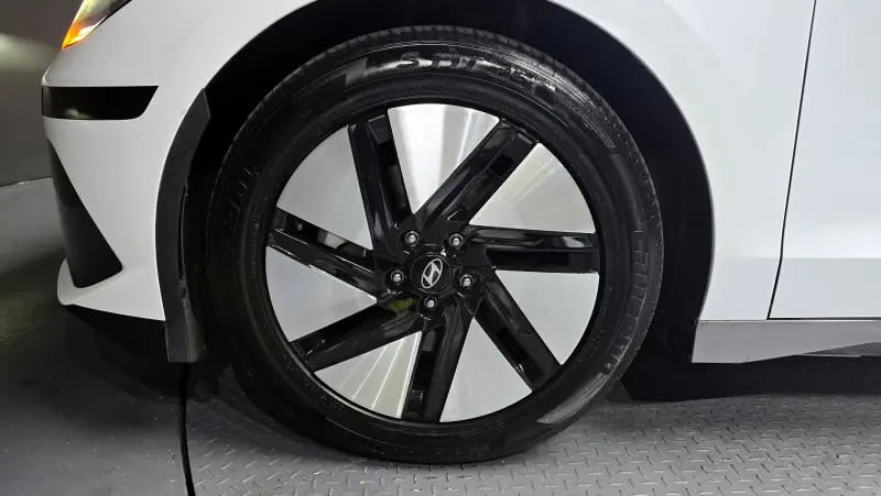 Hyundai Ioniq 6