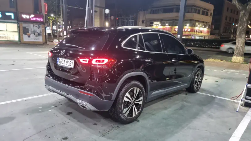 Mercedes-Benz GLA-Class