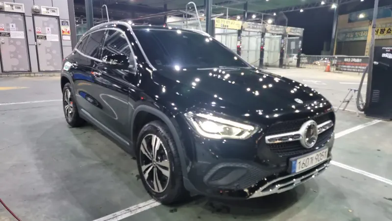 Mercedes-Benz GLA-Class