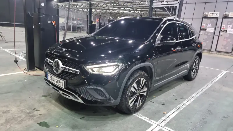 Mercedes-Benz GLA-Class