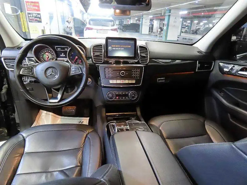 Mercedes-Benz GLE-Class