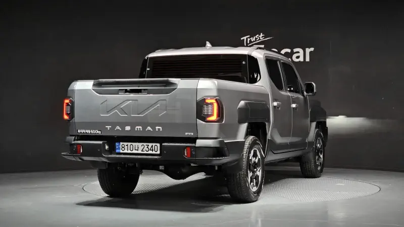 Kia Tasman