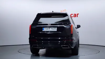 Cadillac XT6