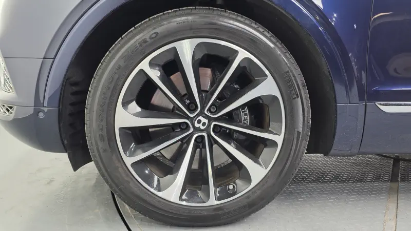 Bentley Bentayga