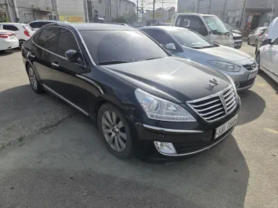 Hyundai Equus
