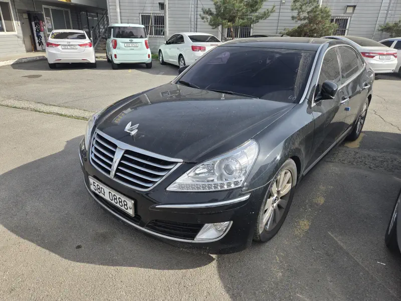 Hyundai Equus