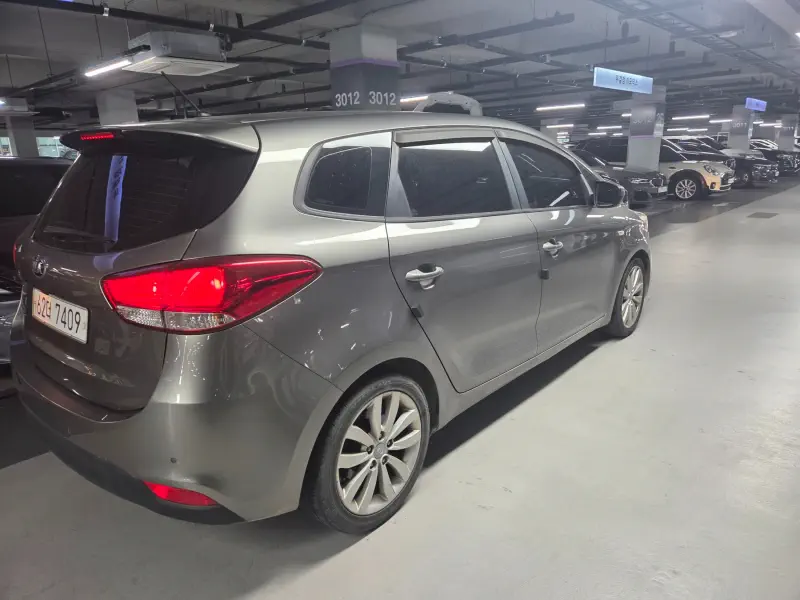 Kia Carens