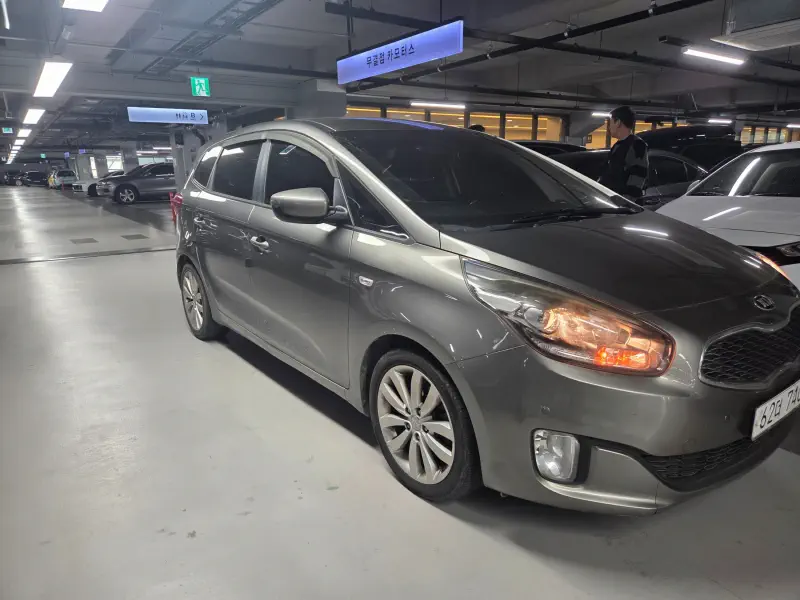 Kia Carens